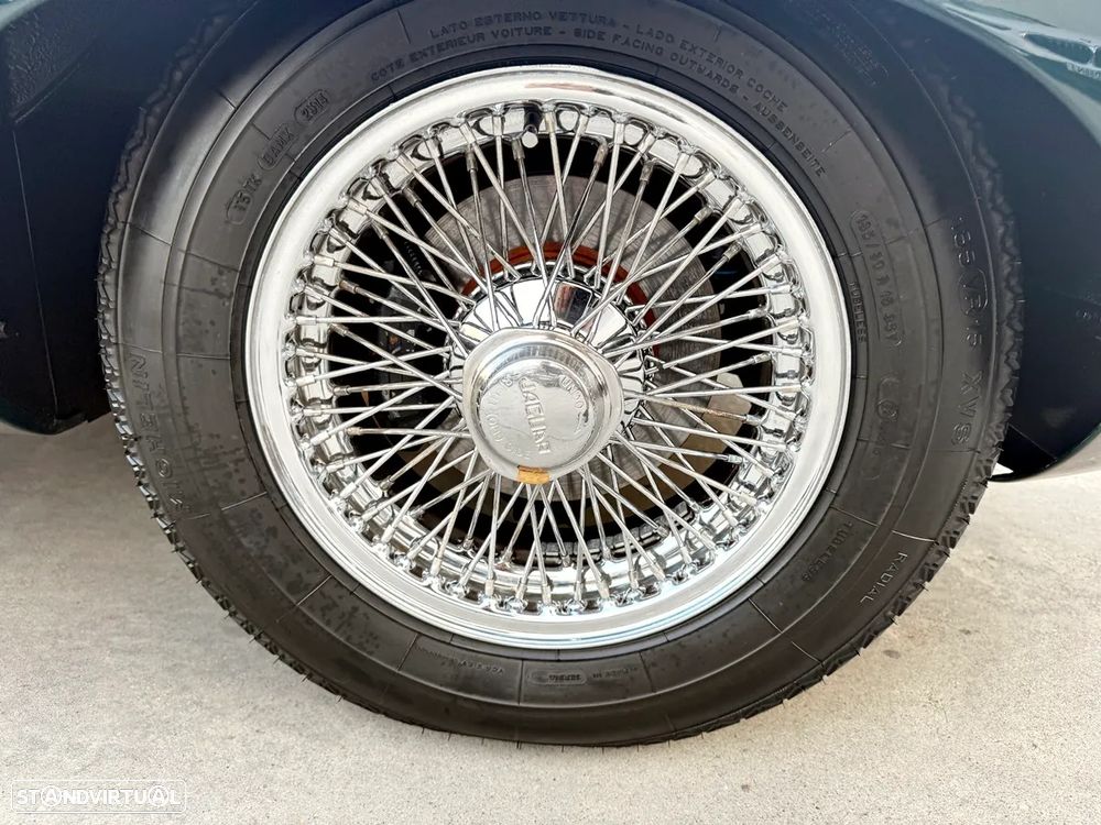 Jaguar E-Type - 37