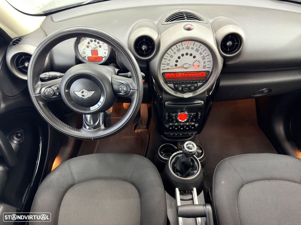 MINI Countryman Cooper D - 21