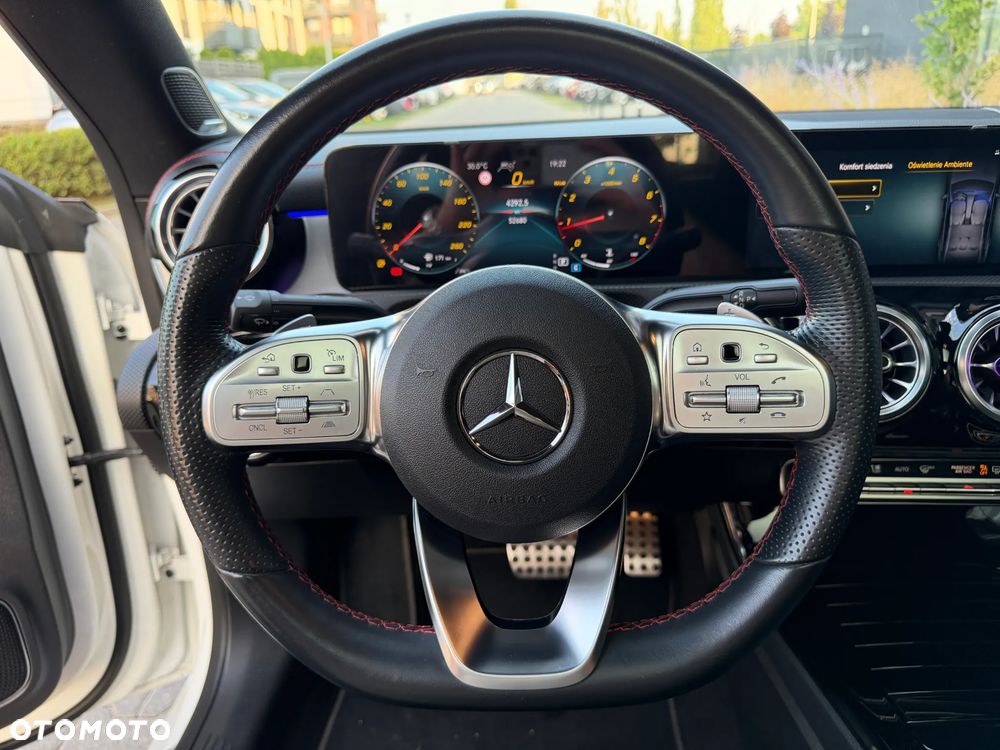 Mercedes-Benz CLA 200 AMG Line 7G-DCT - 23