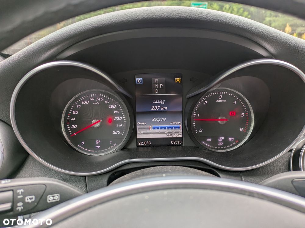 Mercedes-Benz Klasa C 250 d 4Matic 9G-TRONIC AMG Line - 17