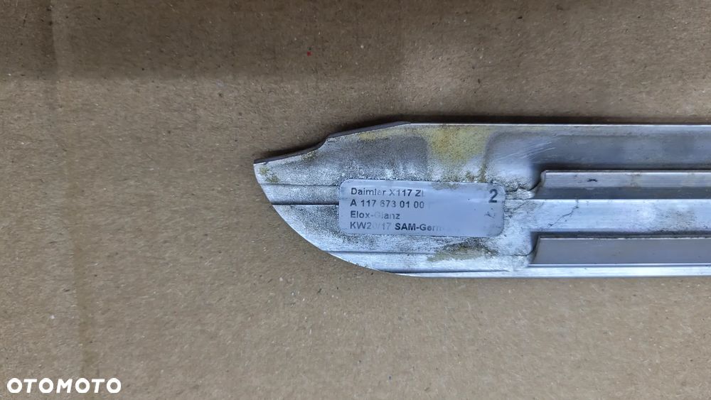 MERCEDES CLA 117 LISTWA CHROM POD SZYBĘ TRÓJKĄTNĄ - 3