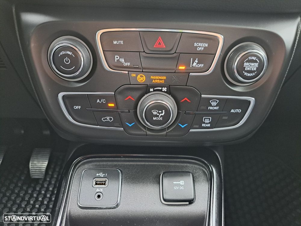 Jeep Compass 1.6 M-Jet Night Eagle - 11