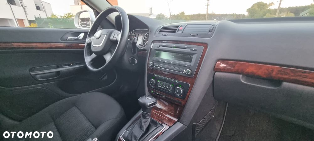 Skoda Octavia 1.8 TSI Elegance DSG - 18
