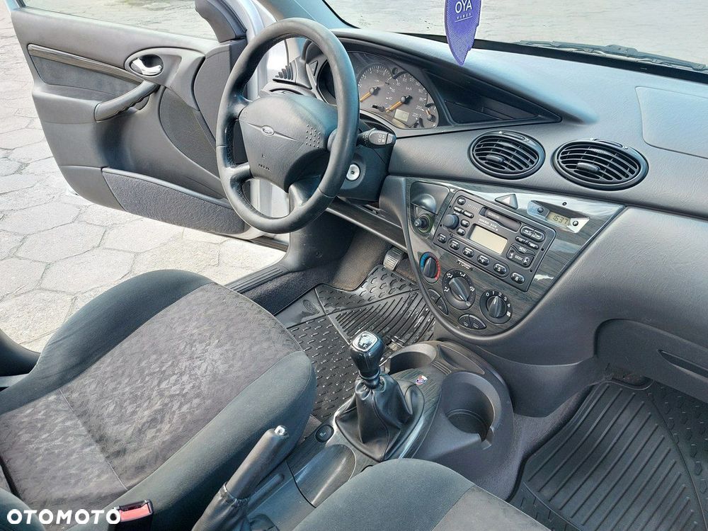 Ford Focus - 13