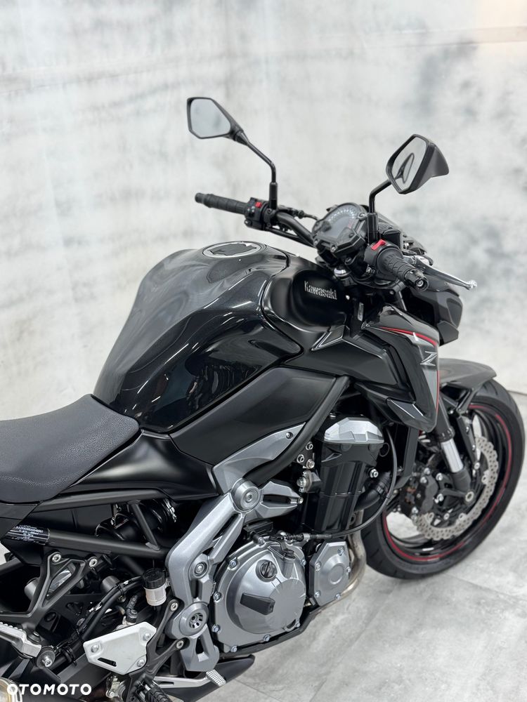 Kawasaki Z 900 - 10