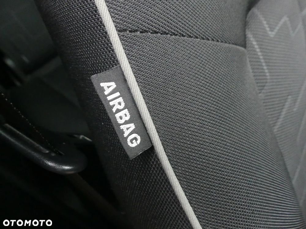 Kia Venga 1.4 CVVT Fifa World Cup Edition - 9