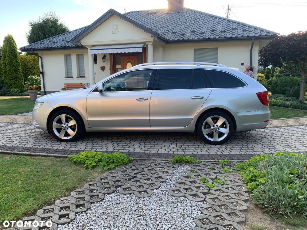 Skoda Superb 2.0 TDI 4x4 Exclusive - 1
