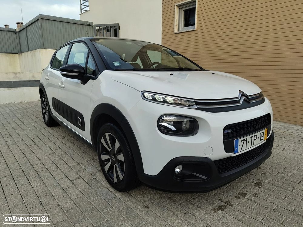 Citroën C3 1.2 PureTech Attraction - 1