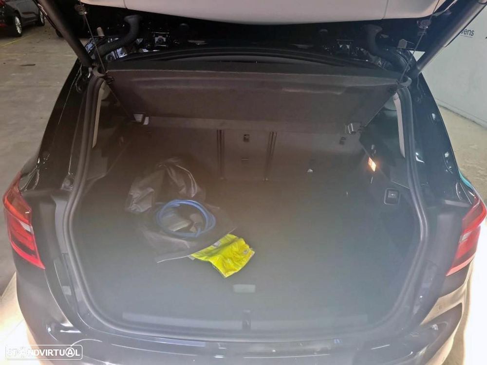 BMW 225xe Active Tourer Advantage - 12