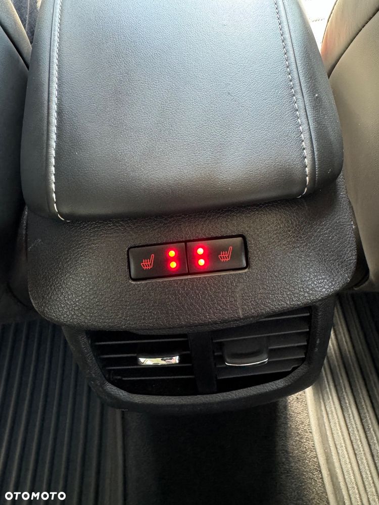 Ford Mondeo SW - 16