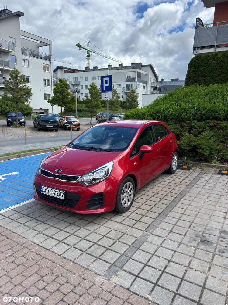 Kia Rio 1.2 L - 1