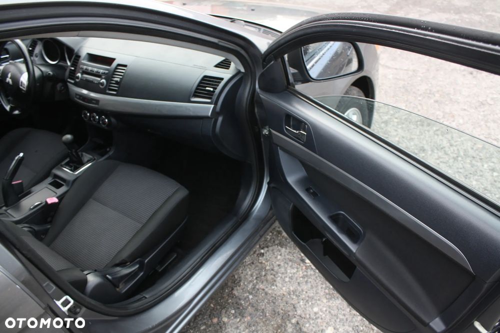 Mitsubishi Lancer 1.8 Instyle - 17