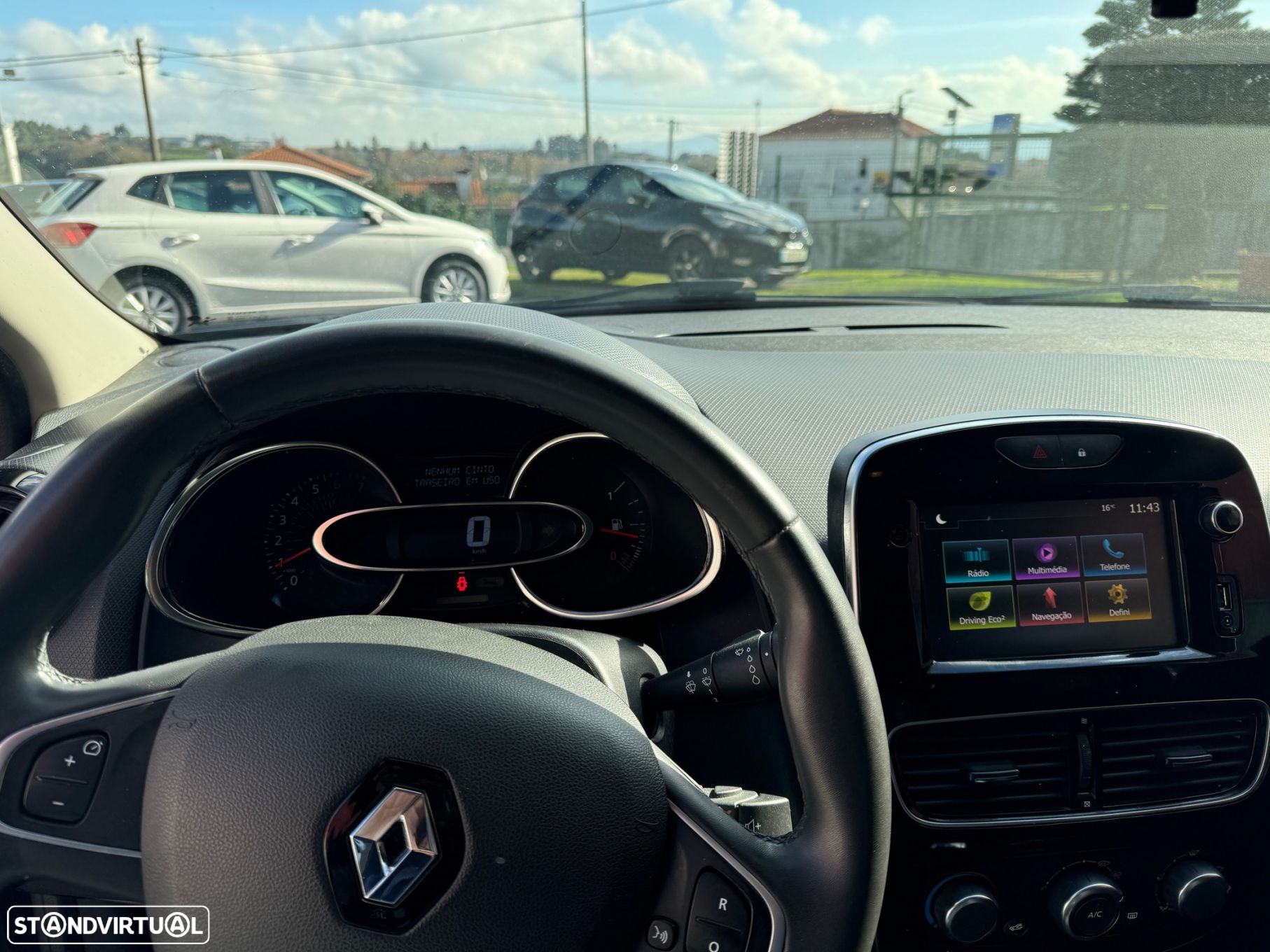 Renault Clio Sport Tourer 0.9 TCe Limited Edition - 4