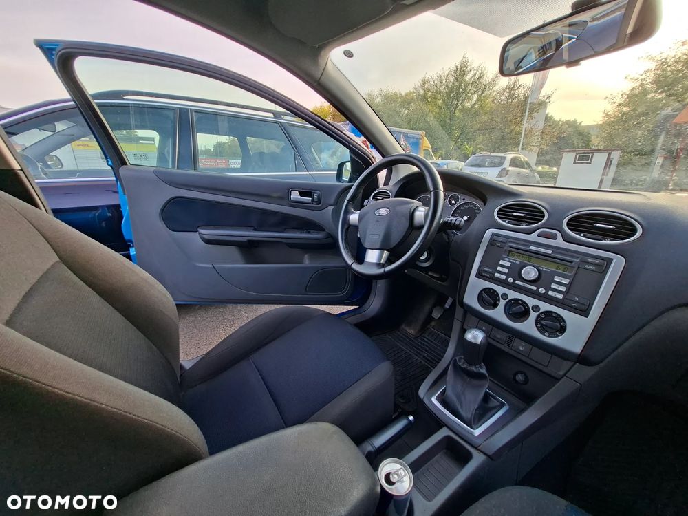 Ford Focus - 13