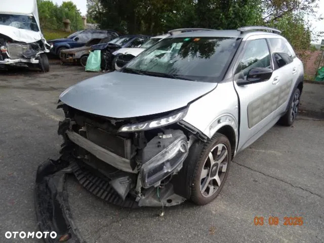 Citroën C4 Cactus 1.2 PureTech Shine S&S - 3