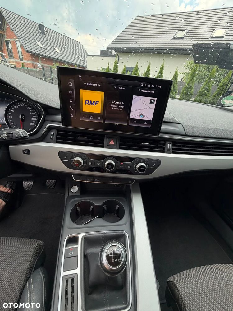 Audi A4 Avant 2.0 TDI ultra DPF Ambiente - 22