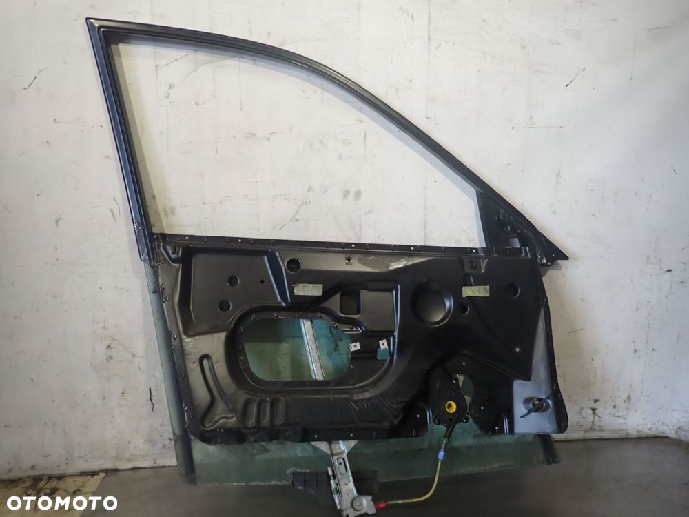 MECHANIZM PODNOSZENIA SZYB LEWY PRZÓD AUDI A8 D2 2.5 - 4