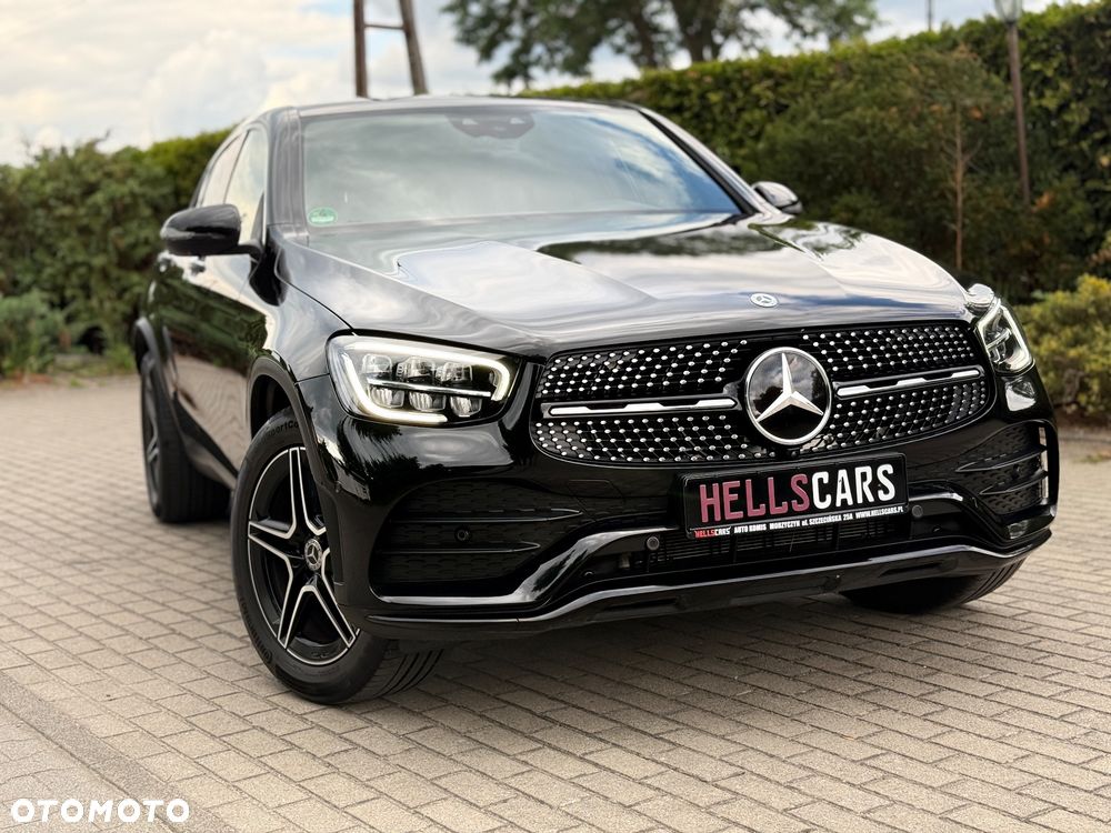Mercedes-Benz GLC 300 4Matic 9G-TRONIC AMG Line Plus - 1