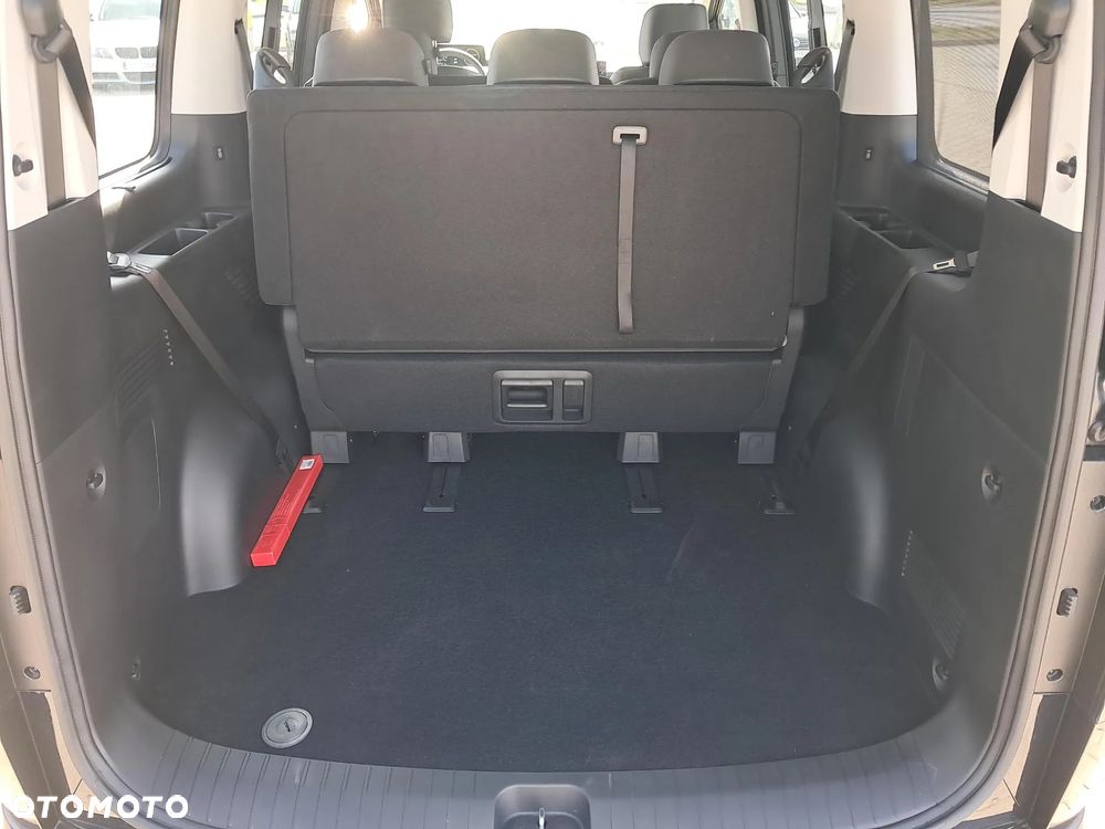 Hyundai Staria 1.6 T-GDI HEV Smart VIP - 18