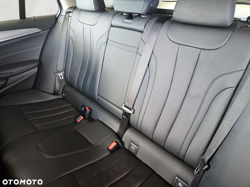 BMW Seria 5 - 28