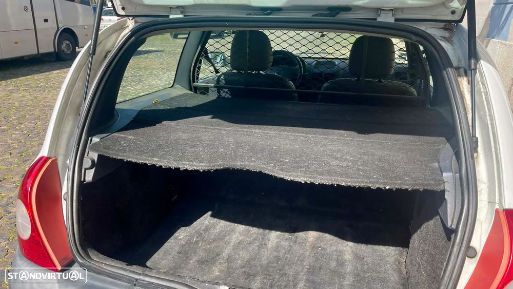 Renault Clio 1.5 DCI VAN - 12