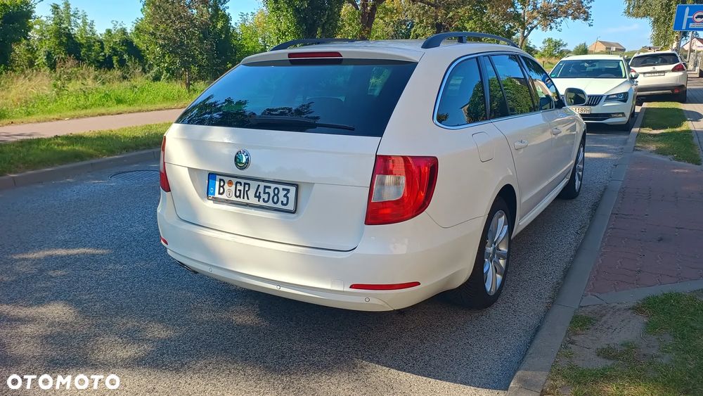 Skoda Superb Combi 2.0 TDI Comfort - 5