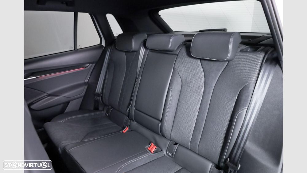 Skoda Elroq 60 Sportline — fotografia 17