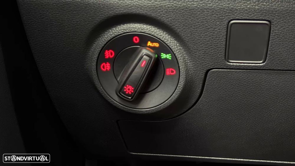 SEAT Arona 1.0 TSI FR - 32