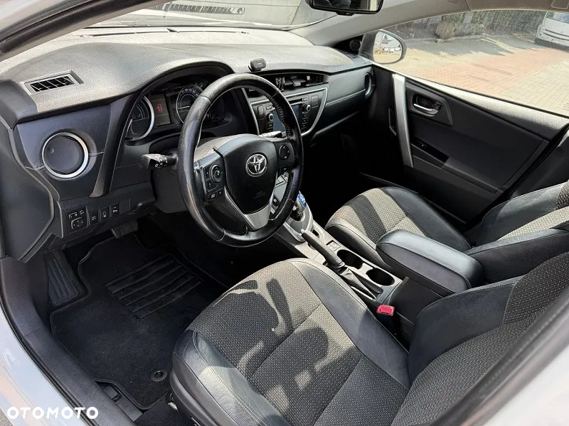Toyota Auris - 6