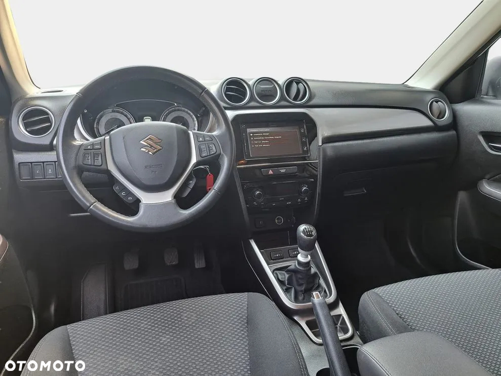 Suzuki Vitara 1.4 Boosterjet SHVS Premium 2WD - 11