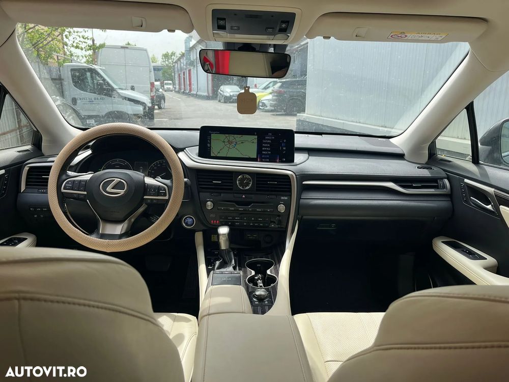 Lexus Seria RX - 5