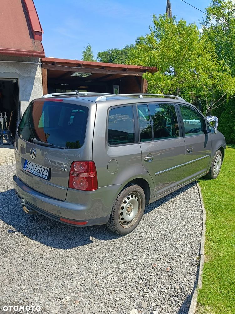 Volkswagen Touran 1.9 TDI Basis - 4