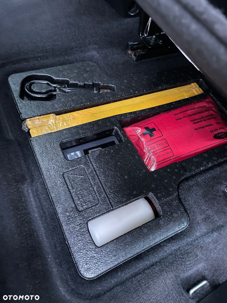 Ford Galaxy 2.0 TDCi Ghia - 16