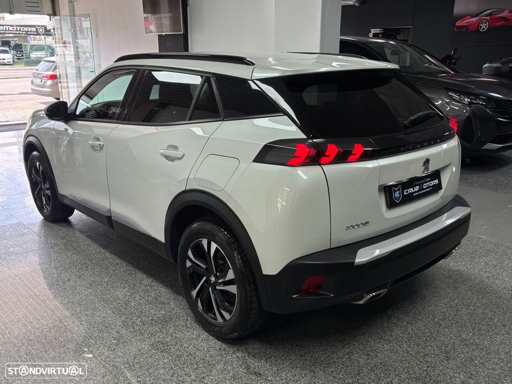 Peugeot 2008 1.2 PureTech Allure EAT8 - 6