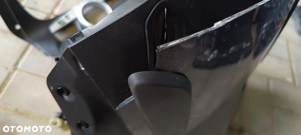 HONDA CBF 1000 LICZNIK ZEGARY WYPEŁNIENIE OWIEWKA BOK ZEGARY - 12