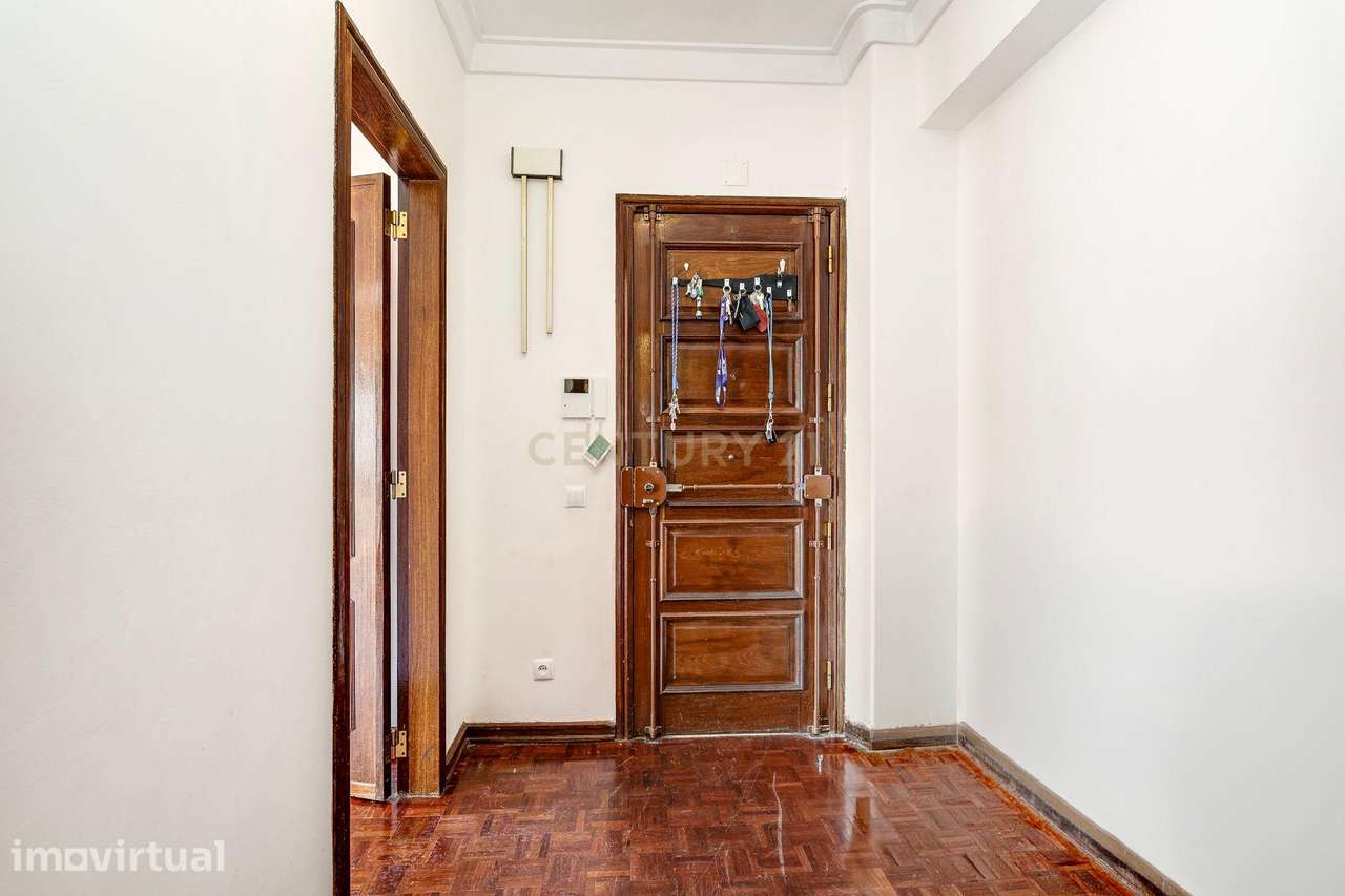 Apartamento T3, Rua Silva Carvalho, lugar de parqueamento - Grande imagem: 5/34