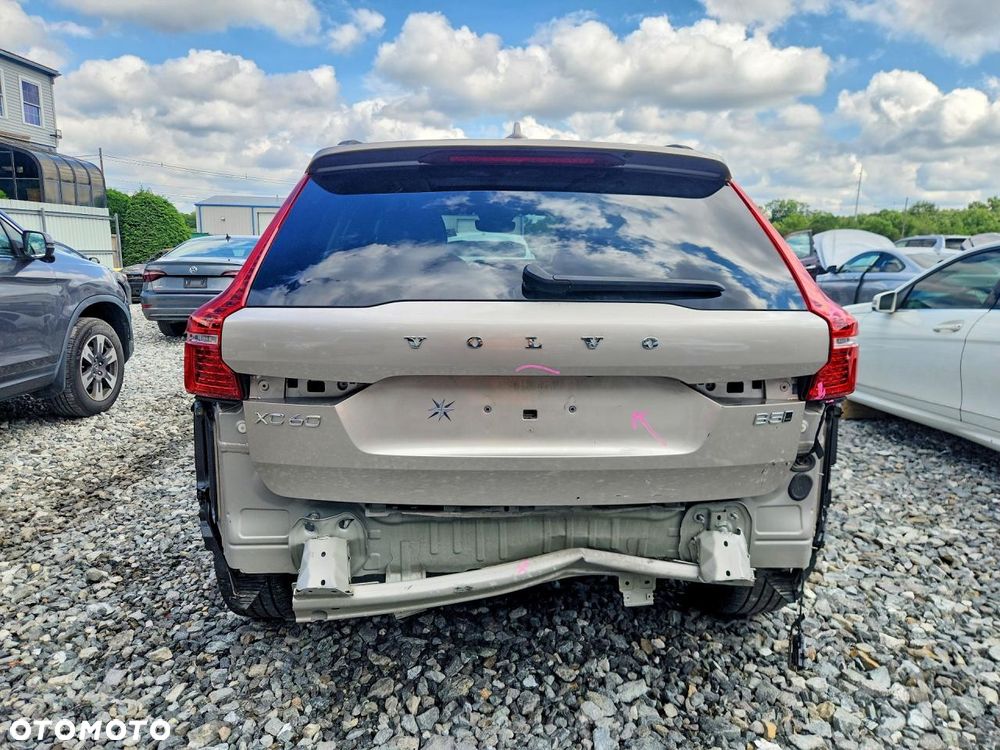 Volvo XC 60 - 8