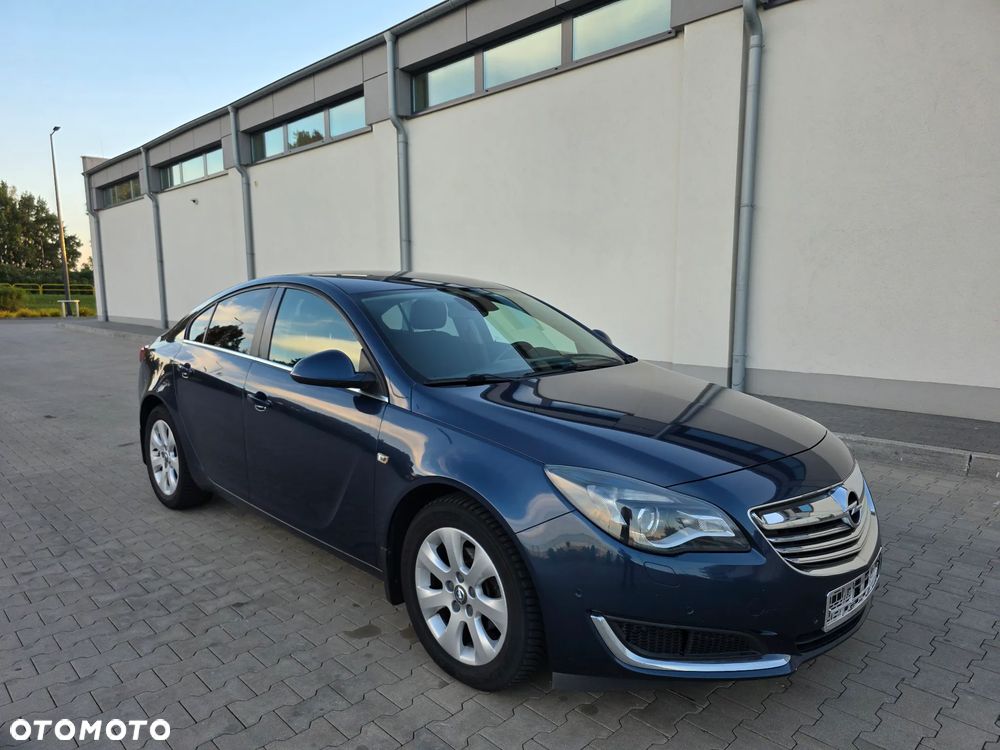 Opel Insignia - 35