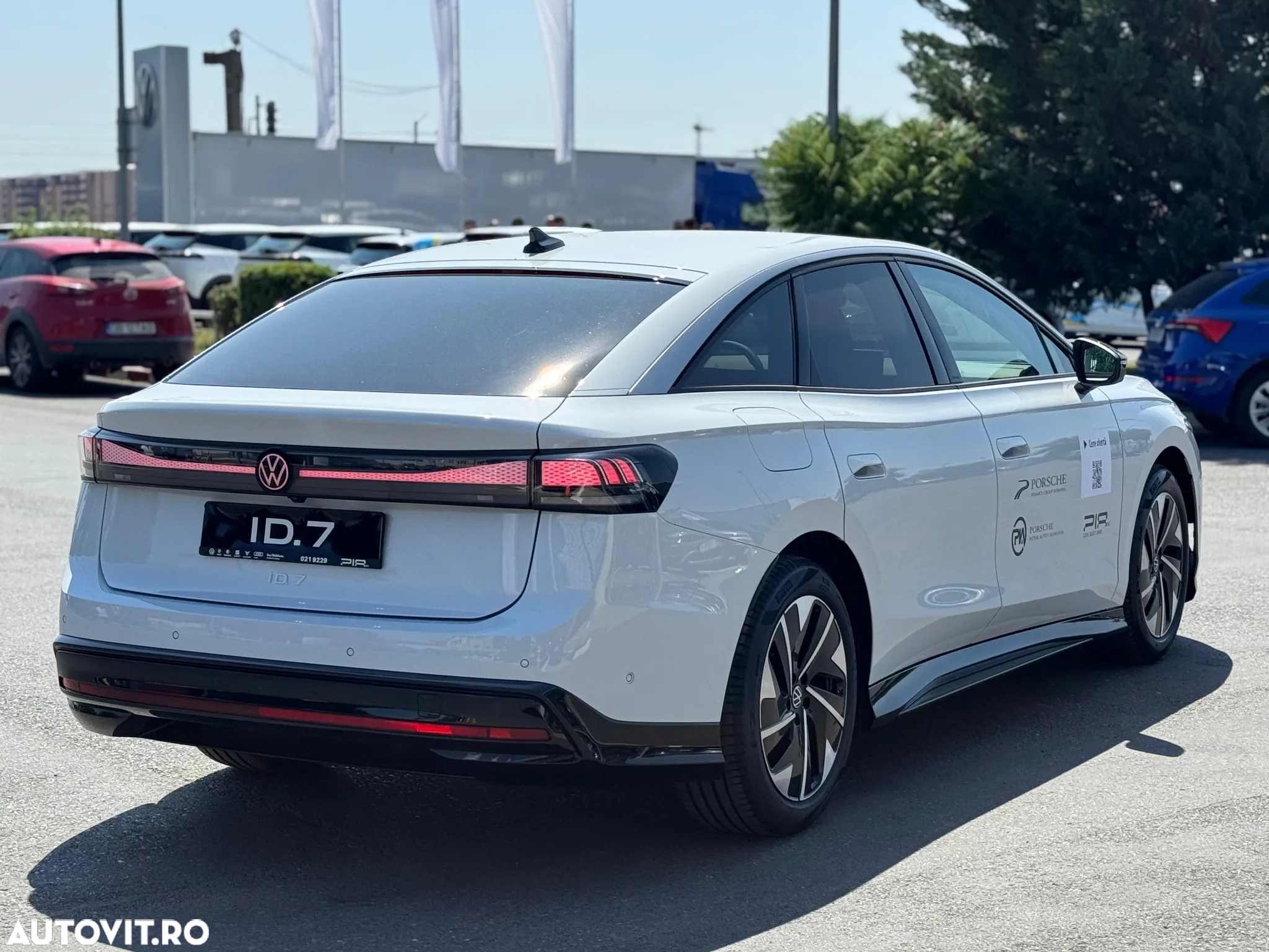 Volkswagen ID.7 77 kWh Pro - 6