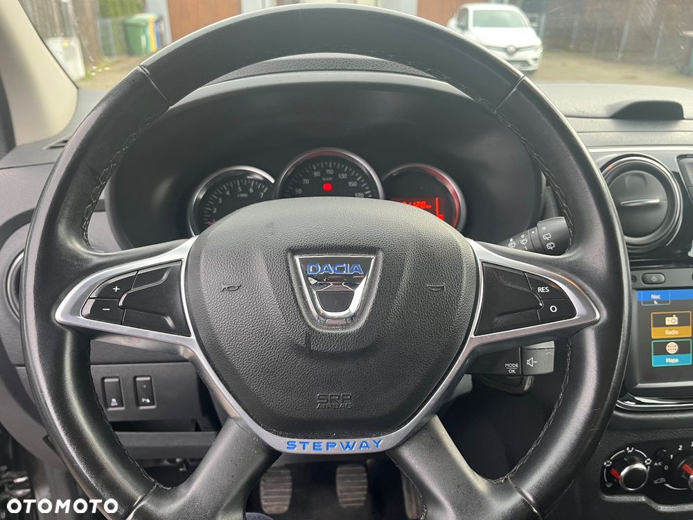 Dacia Lodgy 1.5 Blue dCi Stepway S&S - 14