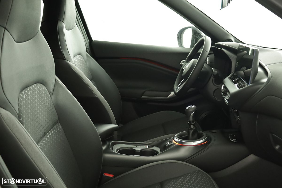 Nissan Juke 1.0 DIG-T N-Connecta - 21