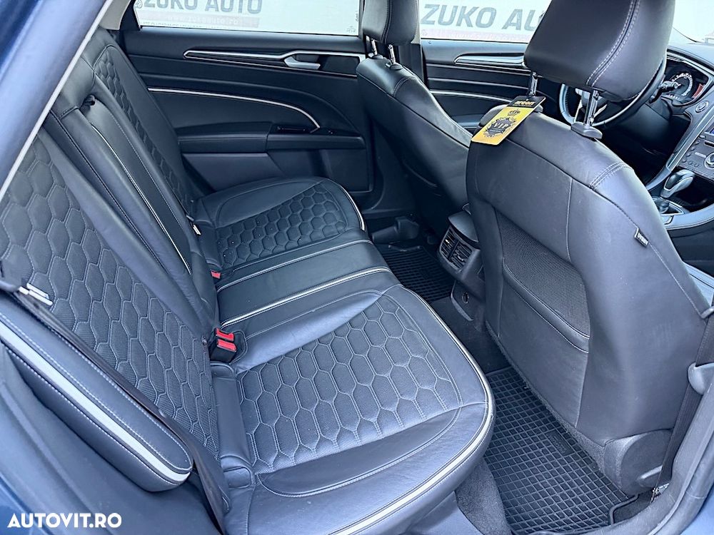 Ford Mondeo 2.0 HEV Vignale - 6