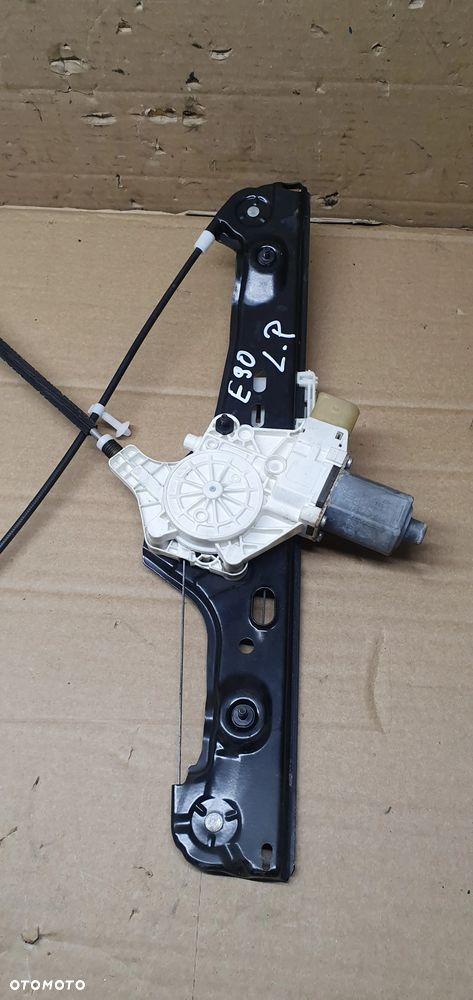 Mechanizm podnośnik szyby lewy przód BMW  E90 6927027 - 2