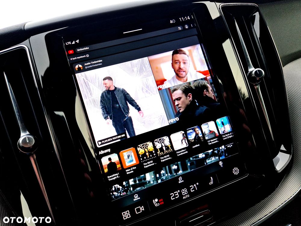 Volvo XC 60 B4 D Plus Dark - 19