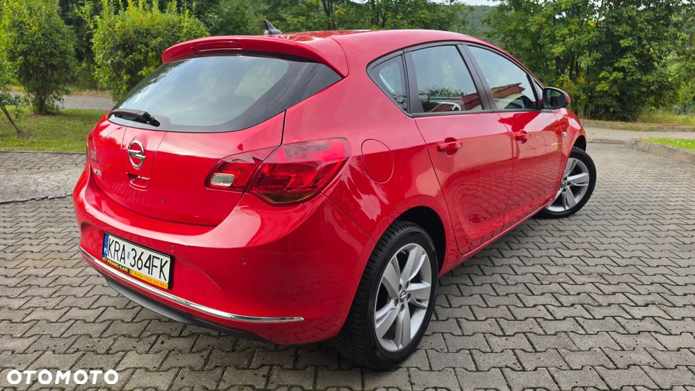 Opel Astra 1.6 Exklusiv - 29
