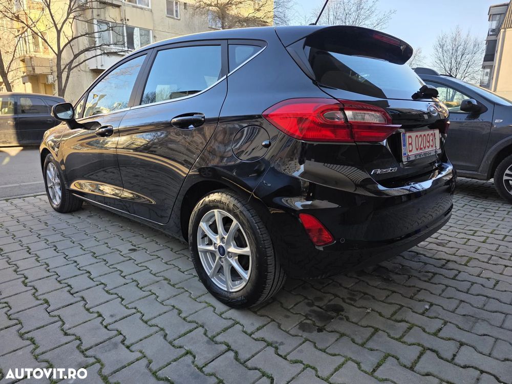 Ford Fiesta 1.0 EcoBoost S&S TITANIUM - 8