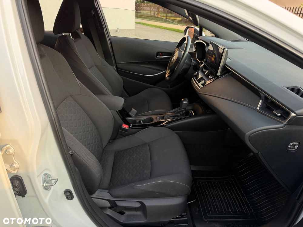 Toyota Corolla 1.8 Hybrid Comfort - 20