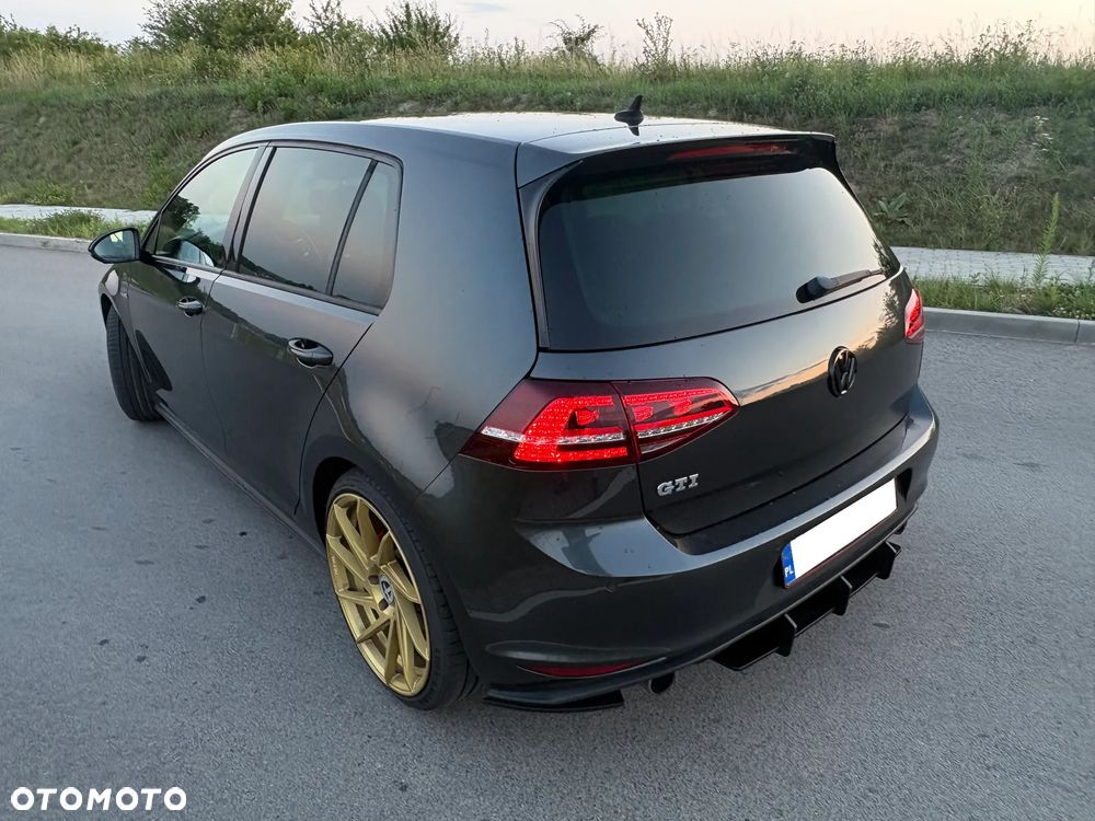 Volkswagen Golf 2.0 TSI BMT GTI - 29