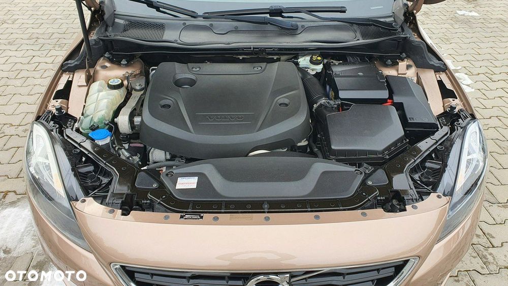 Volvo V40 D2 Momentum - 32