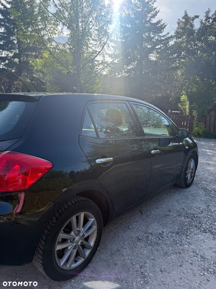 Toyota Auris 1.4 VVT-i Terra - 5